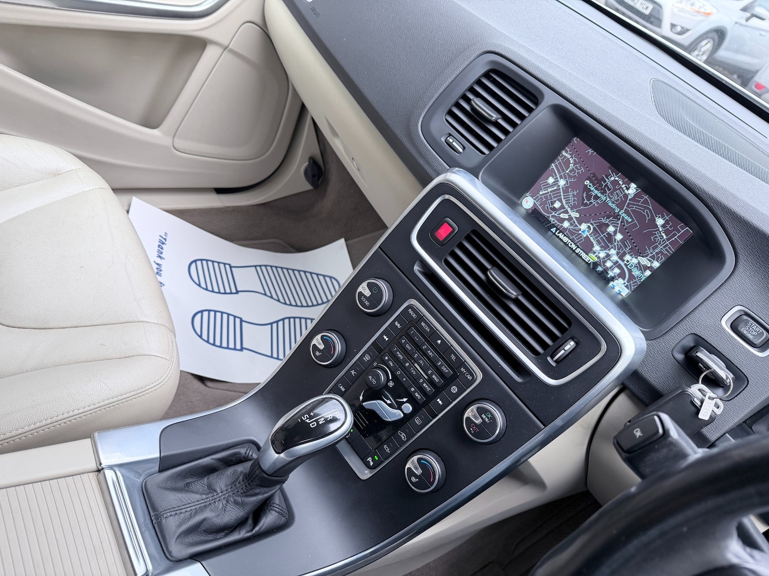 Used Volvo V60 2014 for sale - 77822635: Photo 17