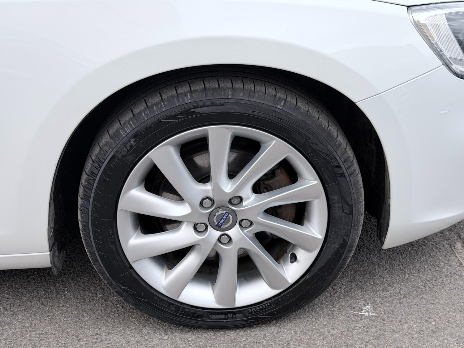 Used Volvo V60 2014 for sale - 77822635: Photo 7