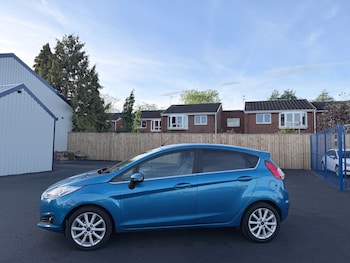 Used Ford Fiesta 2016 for sale - 78689110: Photo