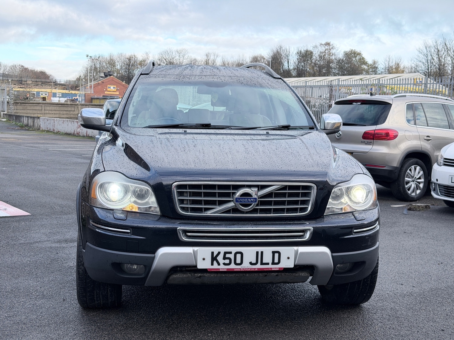 Used Volvo XC90 2010 for sale - 76664952: Photo 2