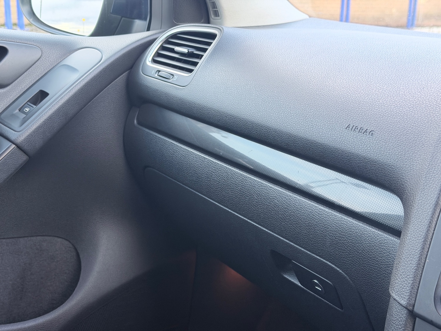 Used Volkswagen Golf 2011 for sale - 77196718: Photo 16