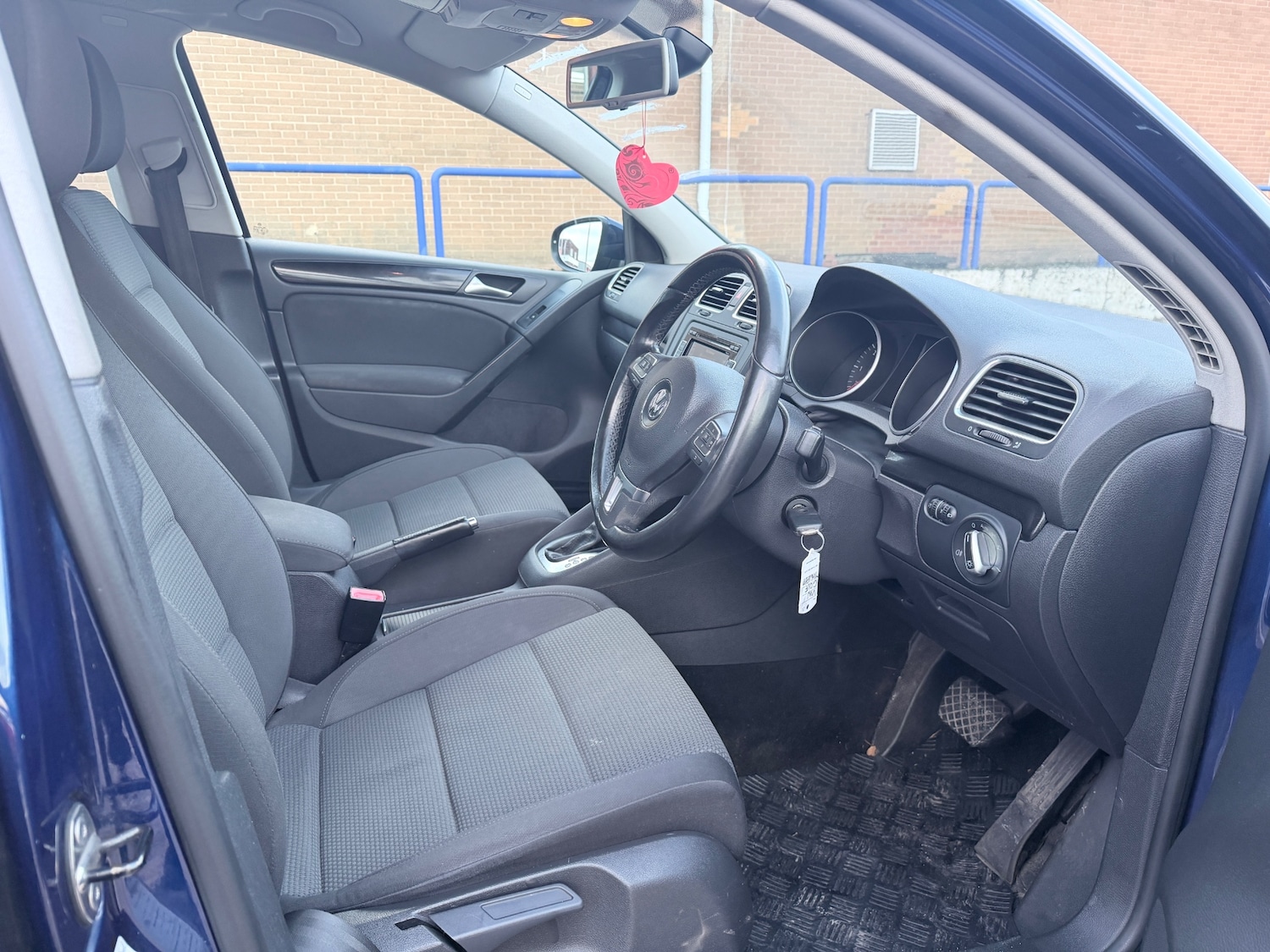 Used Volkswagen Golf 2011 for sale - 77196718: Photo 7