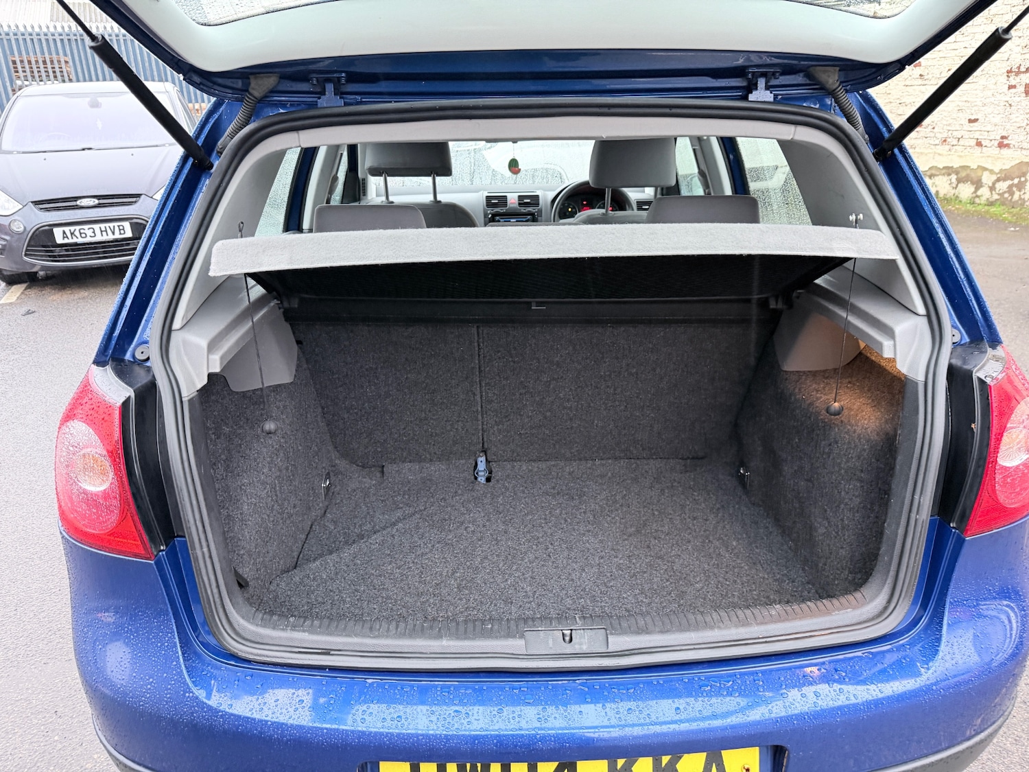 Used Volkswagen Golf 2004 for sale - 77241935: Photo 21