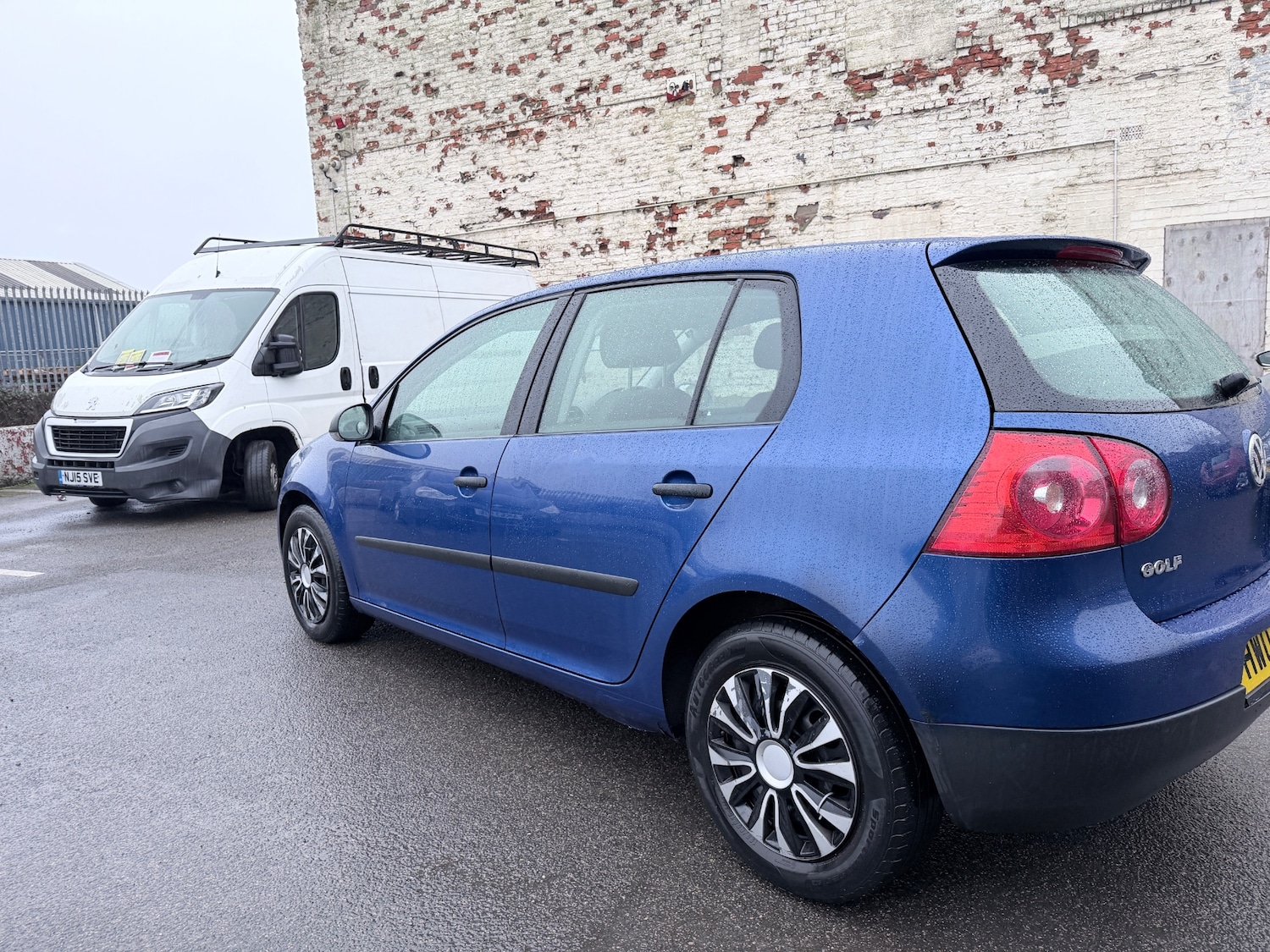 Used Volkswagen Golf 2004 for sale - 77241935: Photo 4