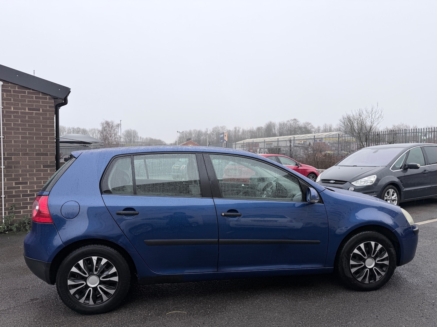 Used Volkswagen Golf 2004 for sale - 77241935: Photo 6
