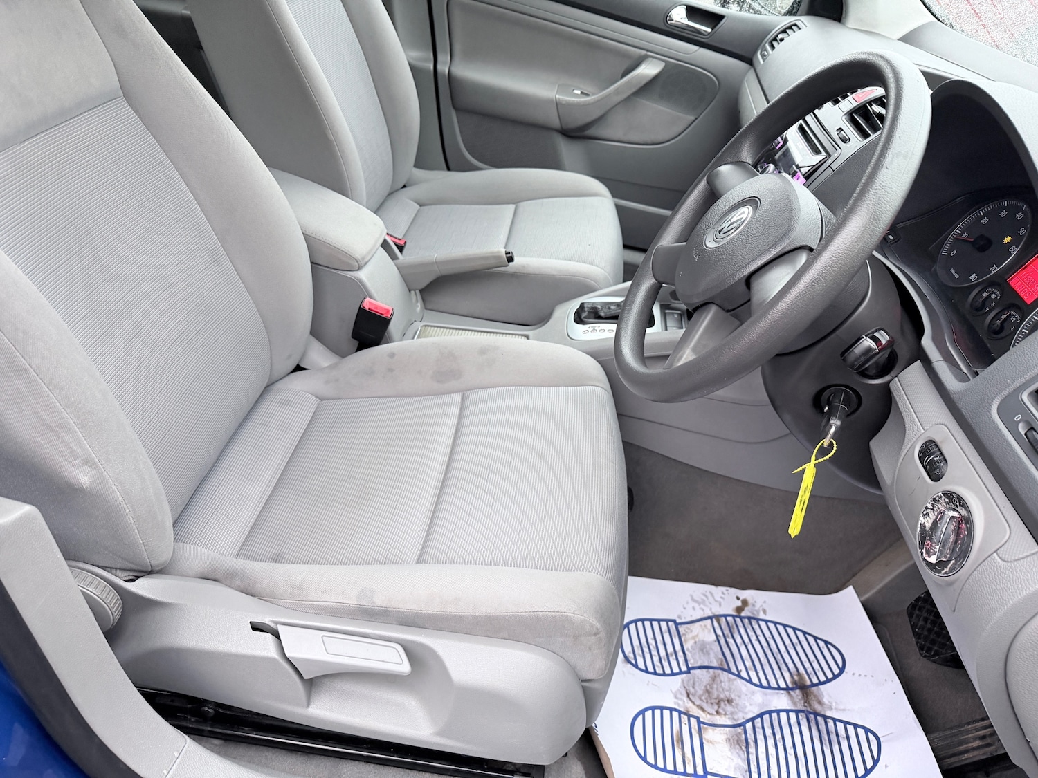 Used Volkswagen Golf 2004 for sale - 77241935: Photo 9