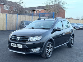 Used Dacia Sandero Stepway 2015 for sale - 78176619: Photo