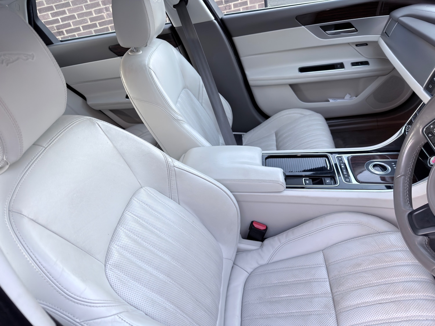 Used Jaguar XF 2016 for sale - 77736255: Photo 11