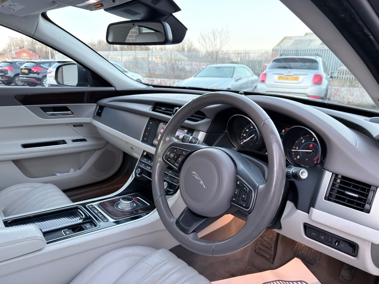 Used Jaguar XF 2016 for sale - 77736255: Photo 12