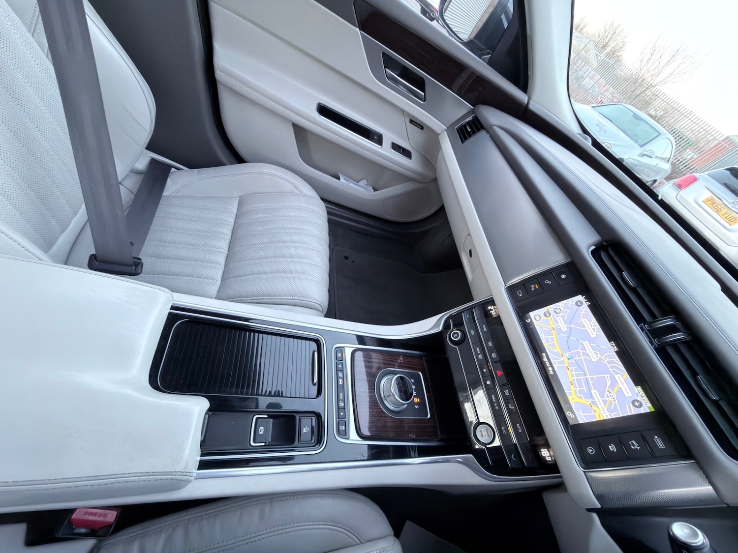 Used Jaguar XF 2016 for sale - 77736255: Photo 15