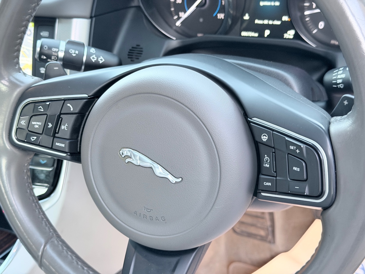 Used Jaguar XF 2016 for sale - 77736255: Photo 19