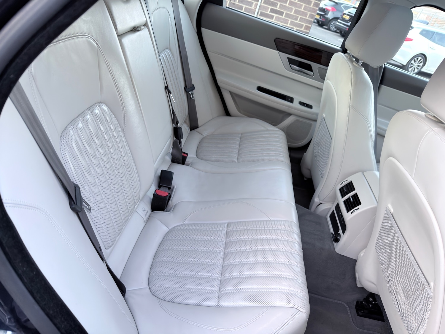 Used Jaguar XF 2016 for sale - 77736255: Photo 23