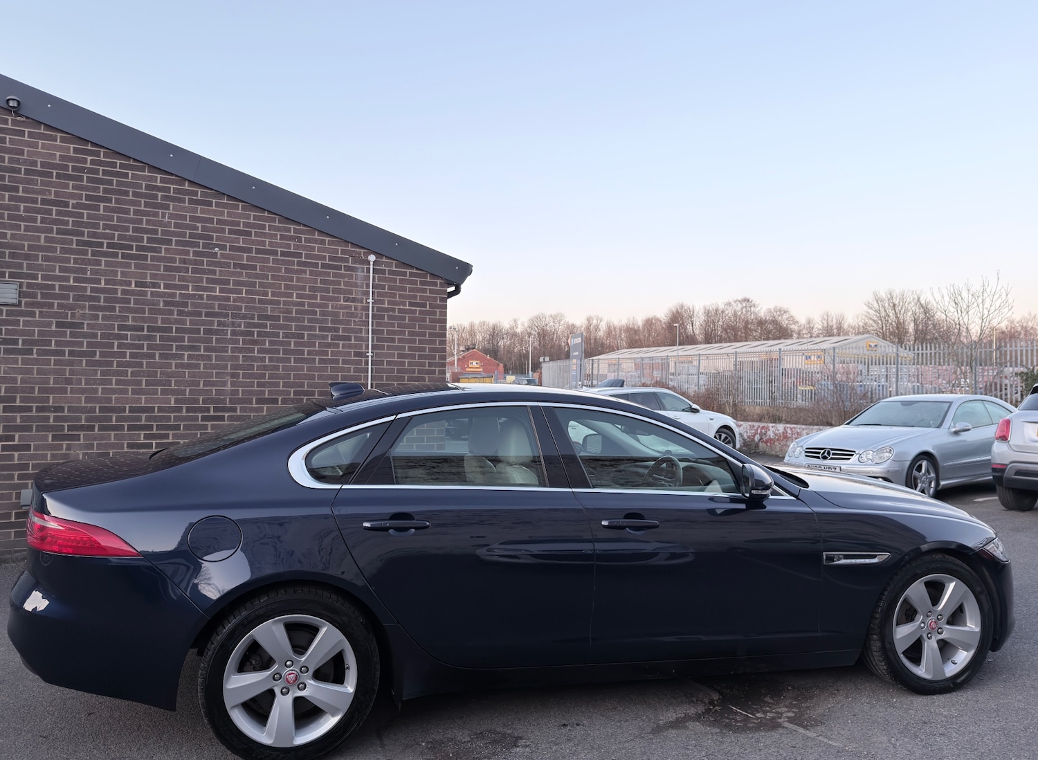 Used Jaguar XF 2016 for sale - 77736255: Photo 5
