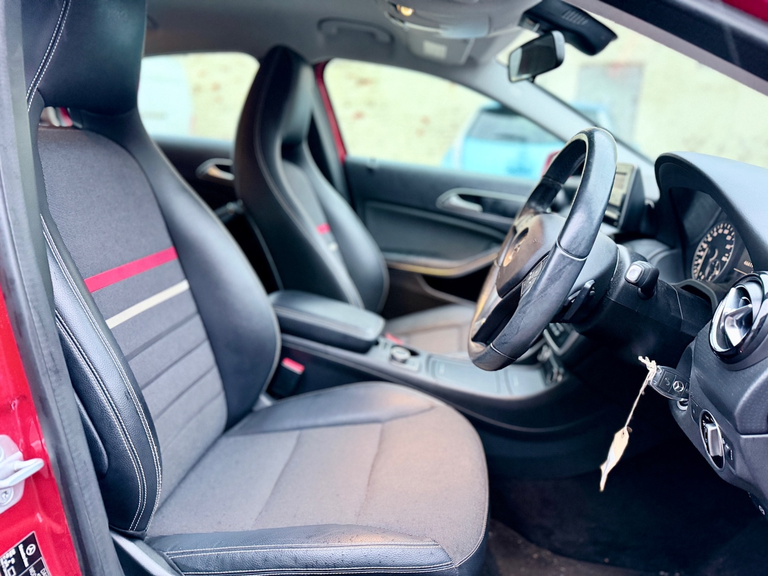 Used Mercedes-Benz A-Class 2013 for sale - 77477978: Photo 10