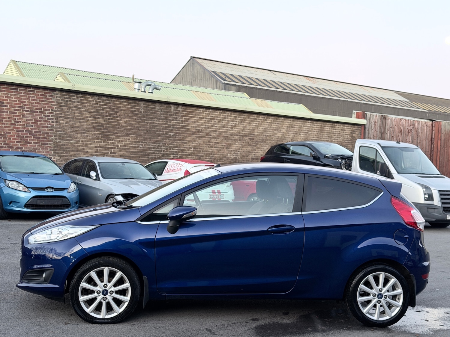 Used Ford Fiesta 2016 for sale - 77090174: Photo 2