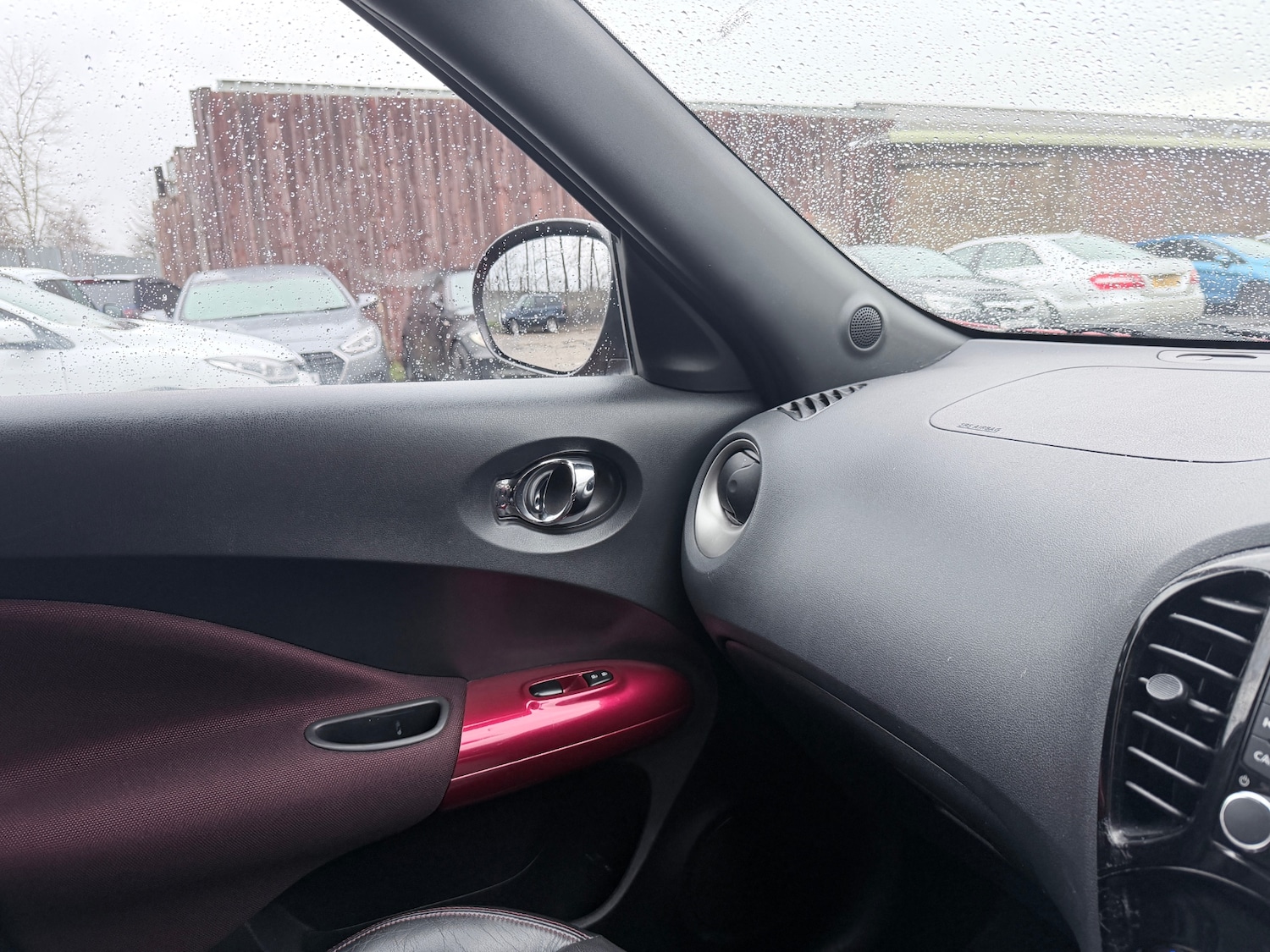 Used Nissan Juke 2013 for sale - 77283081: Photo 18