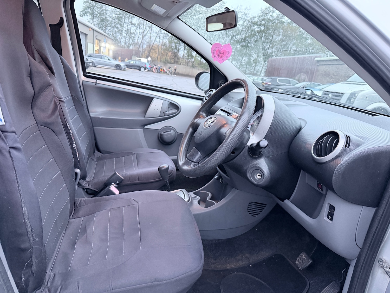 Used Toyota AYGO 2007 for sale - 76527433: Photo 11