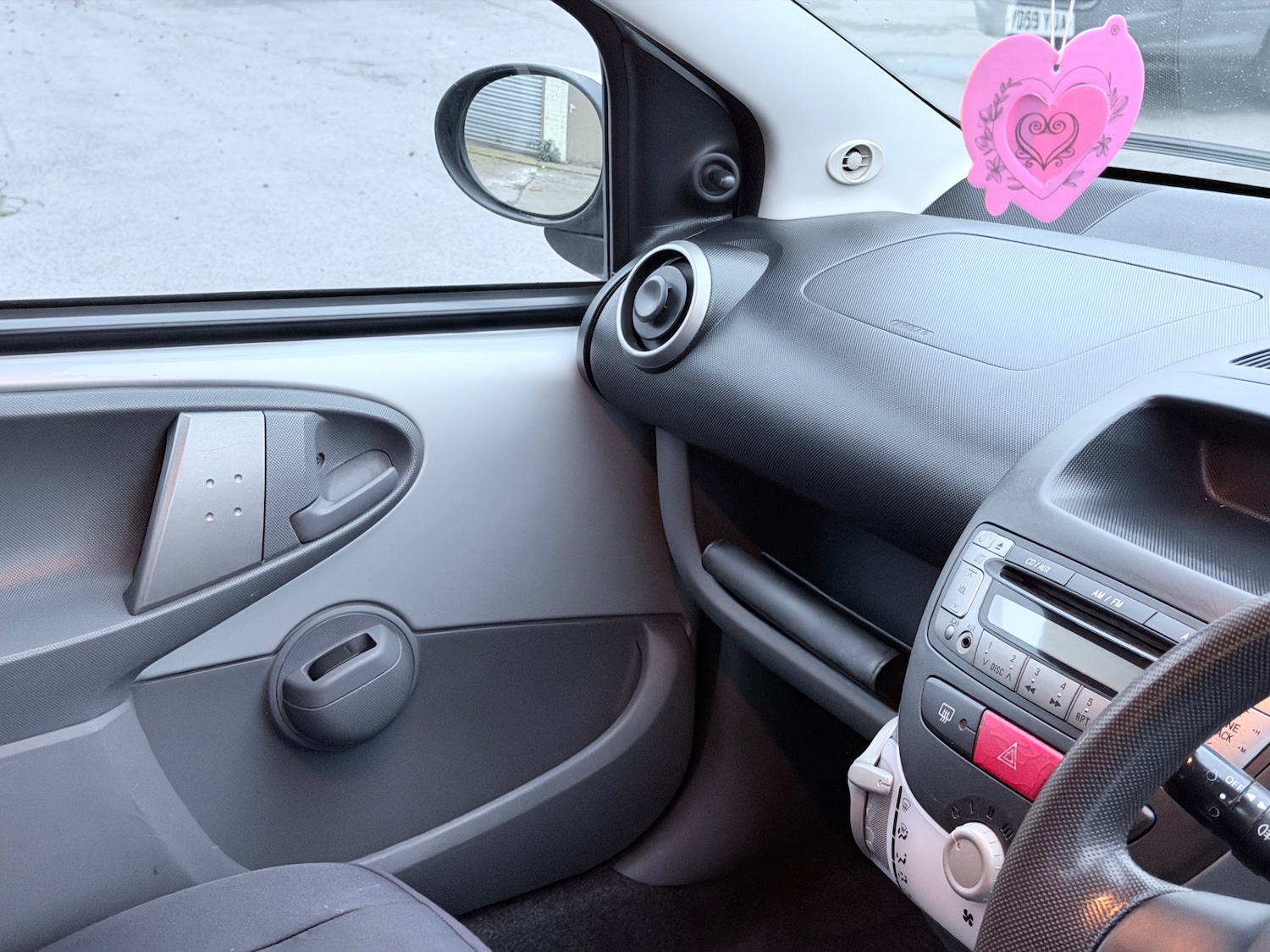 Used Toyota AYGO 2007 for sale - 76527433: Photo 15