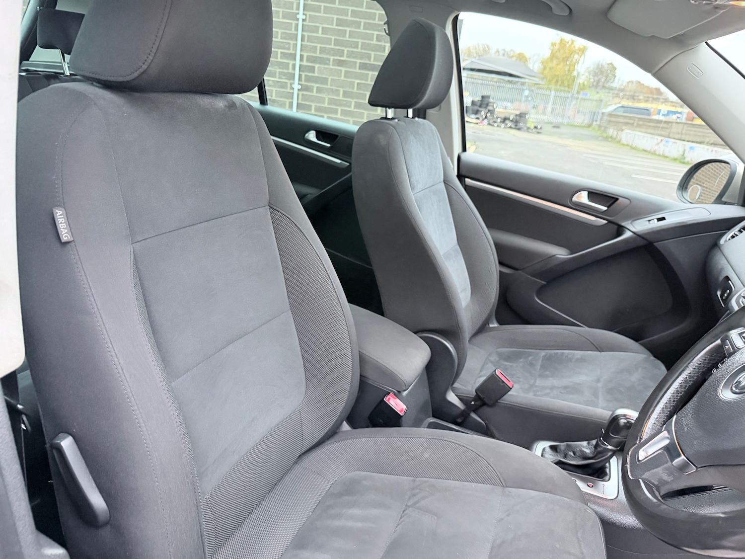 Used Volkswagen Tiguan 2014 for sale - 76536955: Photo 10