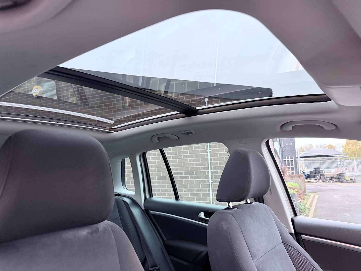 Used Volkswagen Tiguan 2014 for sale - 76536955: Photo 18