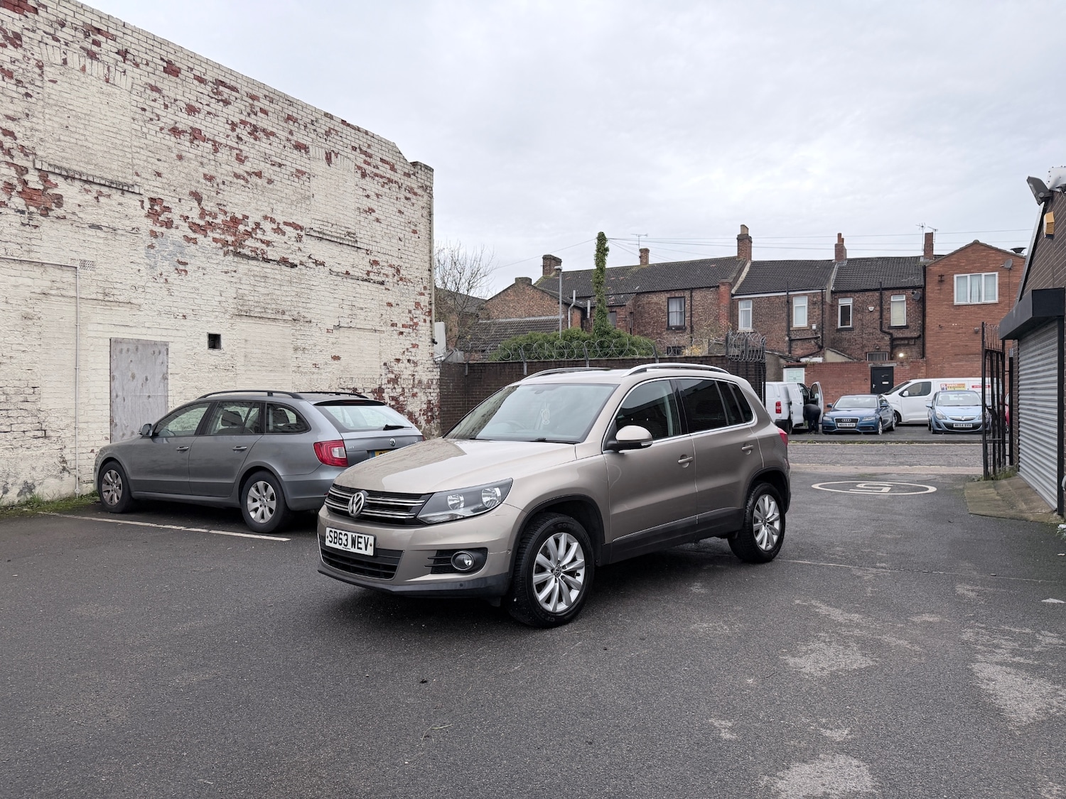 Used Volkswagen Tiguan 2014 for sale - 76536955: Photo 3