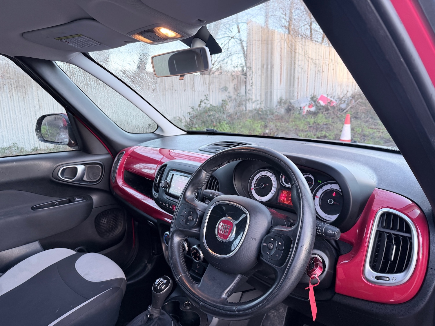 Used Fiat 500L 2015 for sale - 77213571: Photo 6