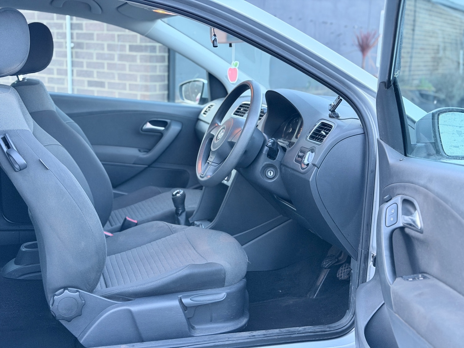 Used Volkswagen Polo 2013 for sale - 77313889: Photo 8