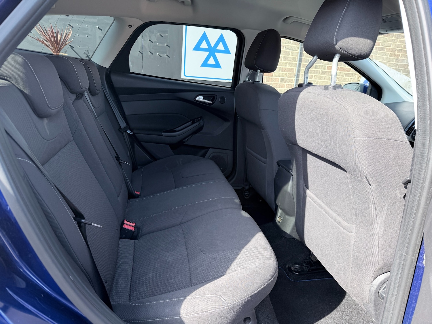 Used Ford Focus 2014 for sale - 77938520: Photo 17