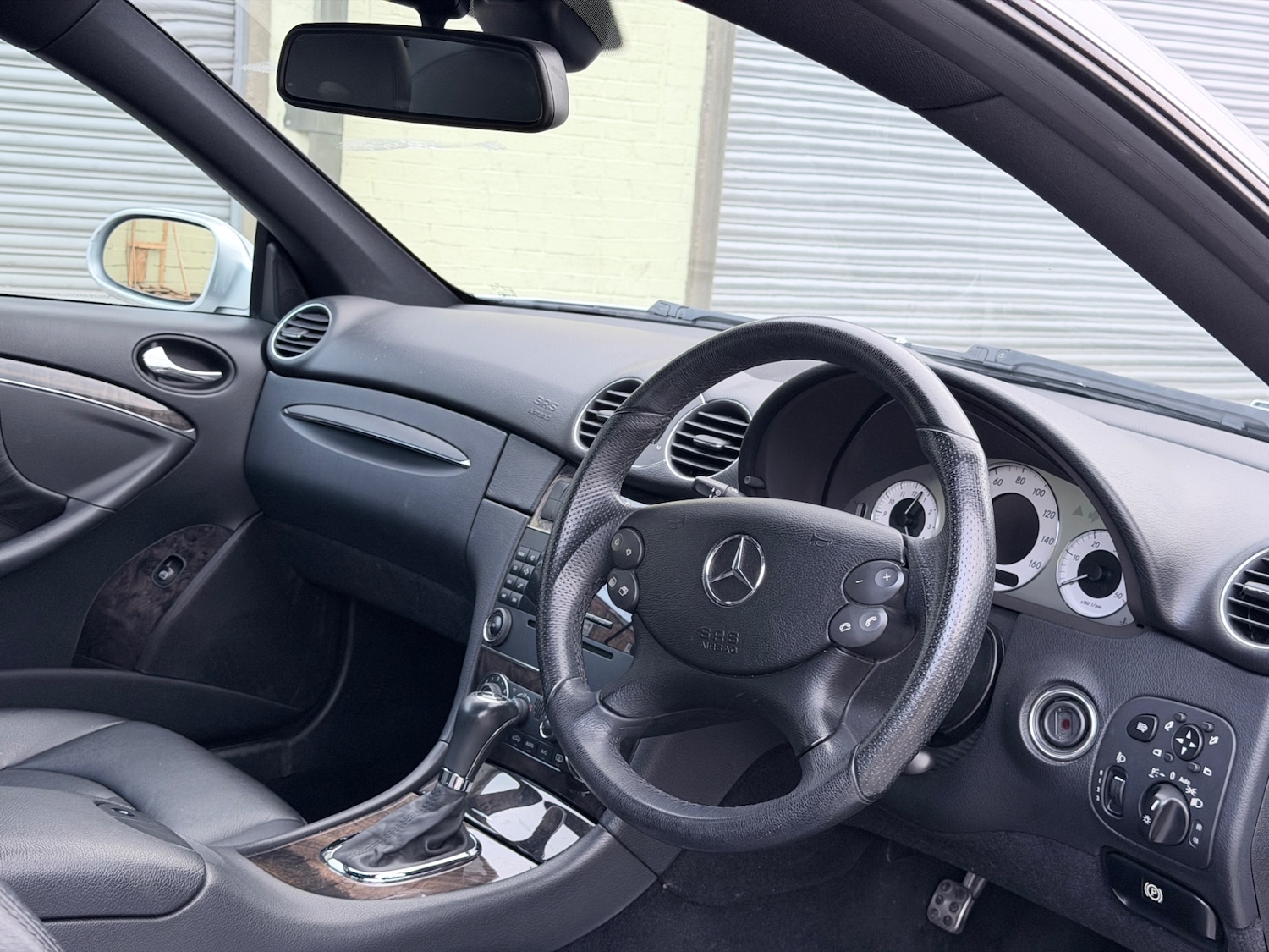 Used Mercedes-Benz CLK 2009 for sale - 76268724: Photo 11