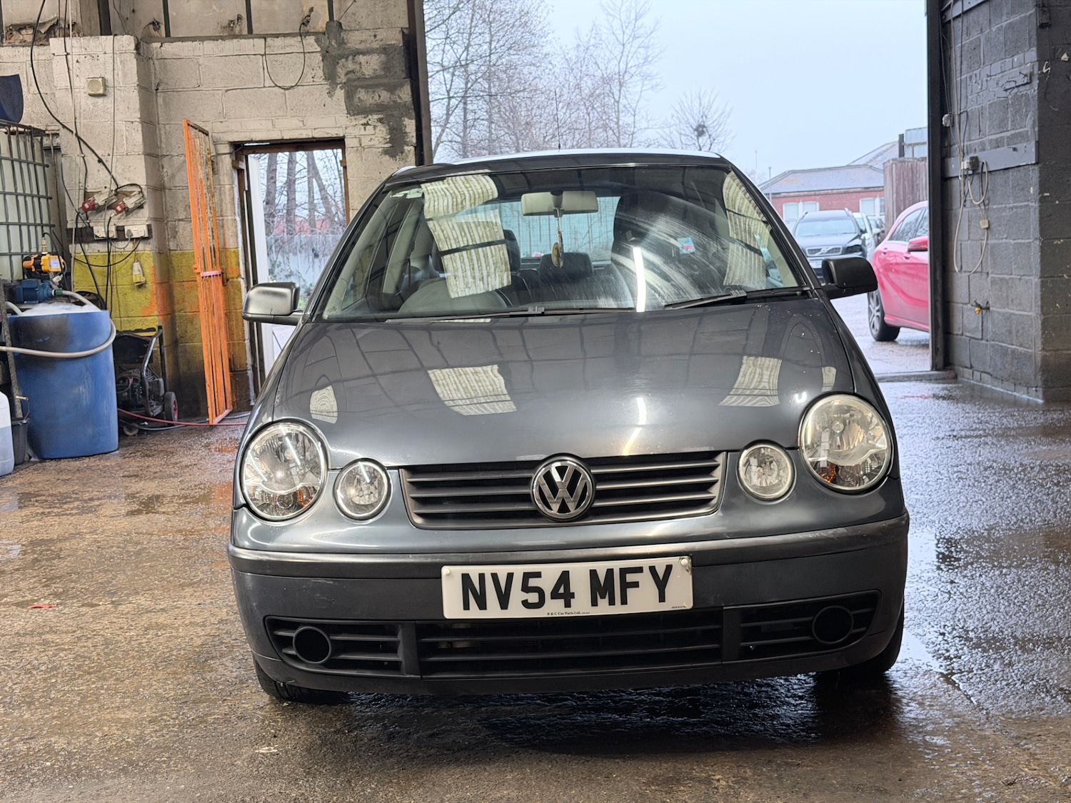 Used Volkswagen Polo 2004 for sale - 77245254: Photo 2