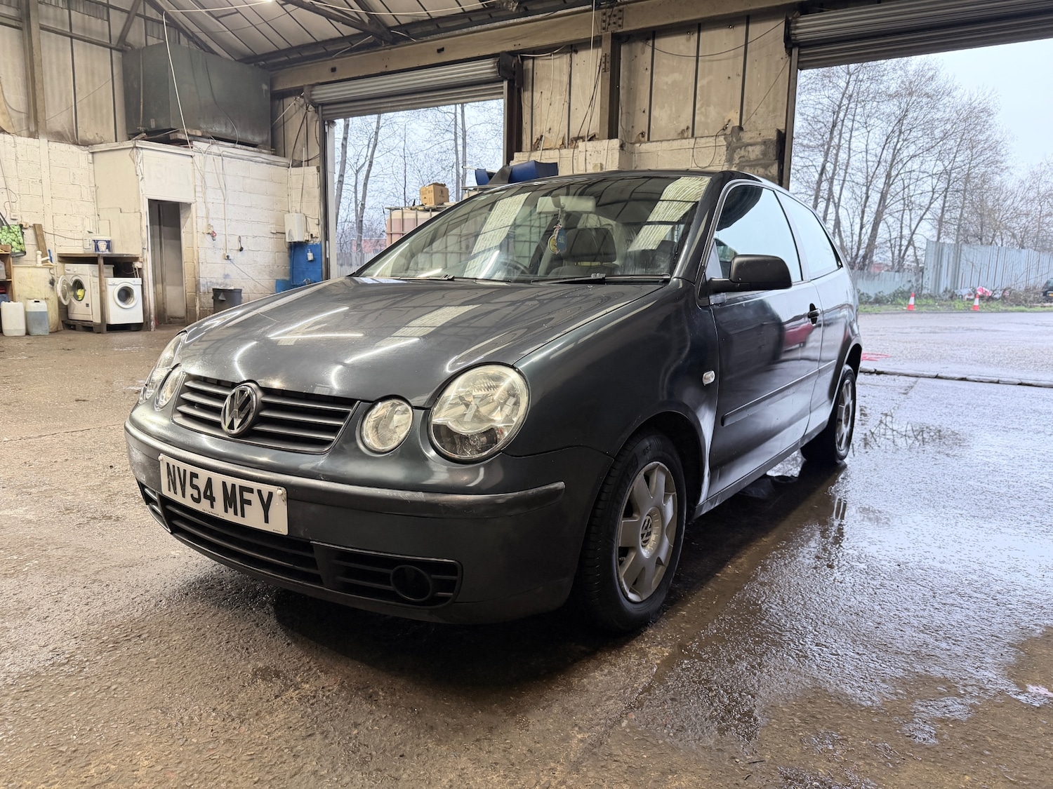Used Volkswagen Polo 2004 for sale - 77245254: Photo 3