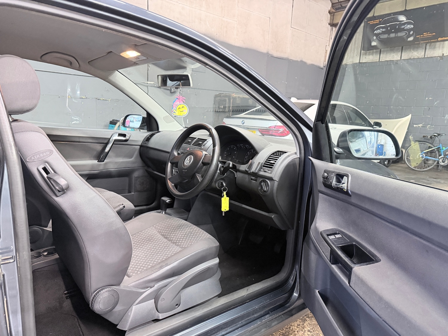 Used Volkswagen Polo 2004 for sale - 77245254: Photo 7