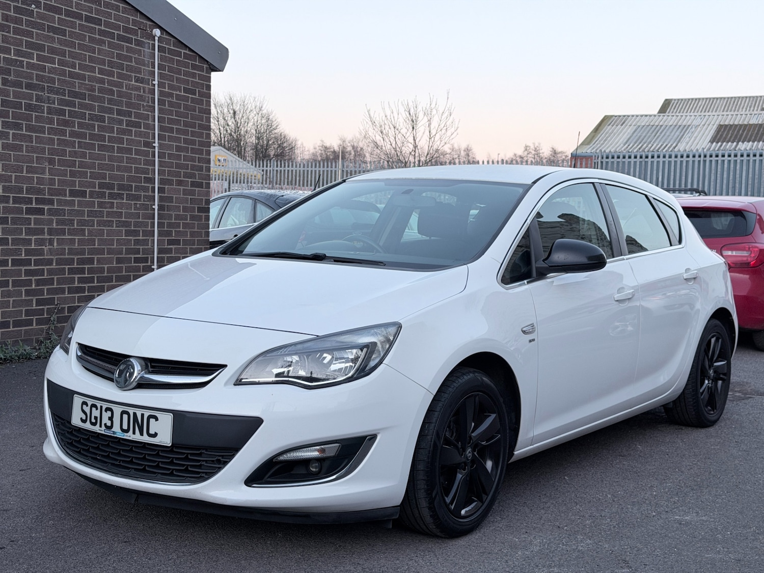 Used Vauxhall Astra 2013 for sale - 77783012: Photo 4