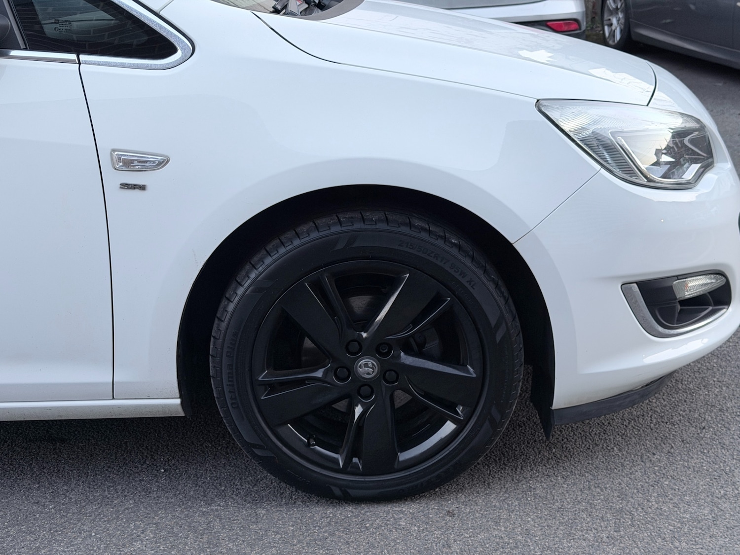 Used Vauxhall Astra 2013 for sale - 77783012: Photo 8