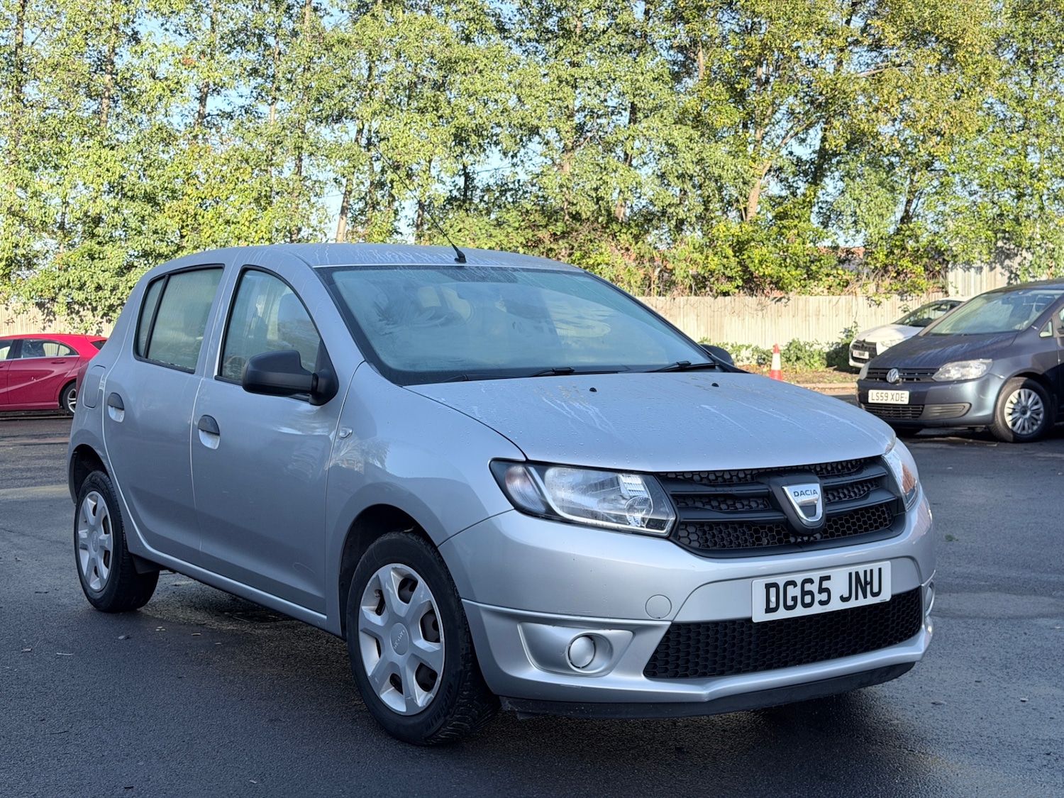 Used Dacia Sandero 2015 for sale - 76347310: Photo 1