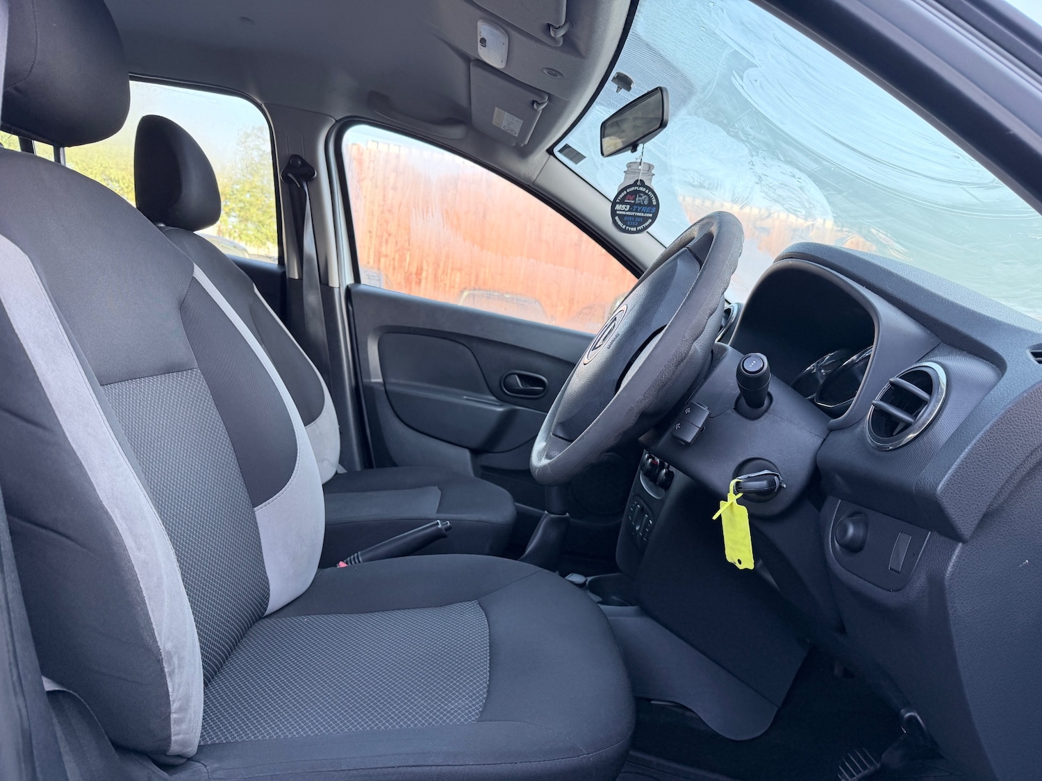 Used Dacia Sandero 2015 for sale - 76347310: Photo 5