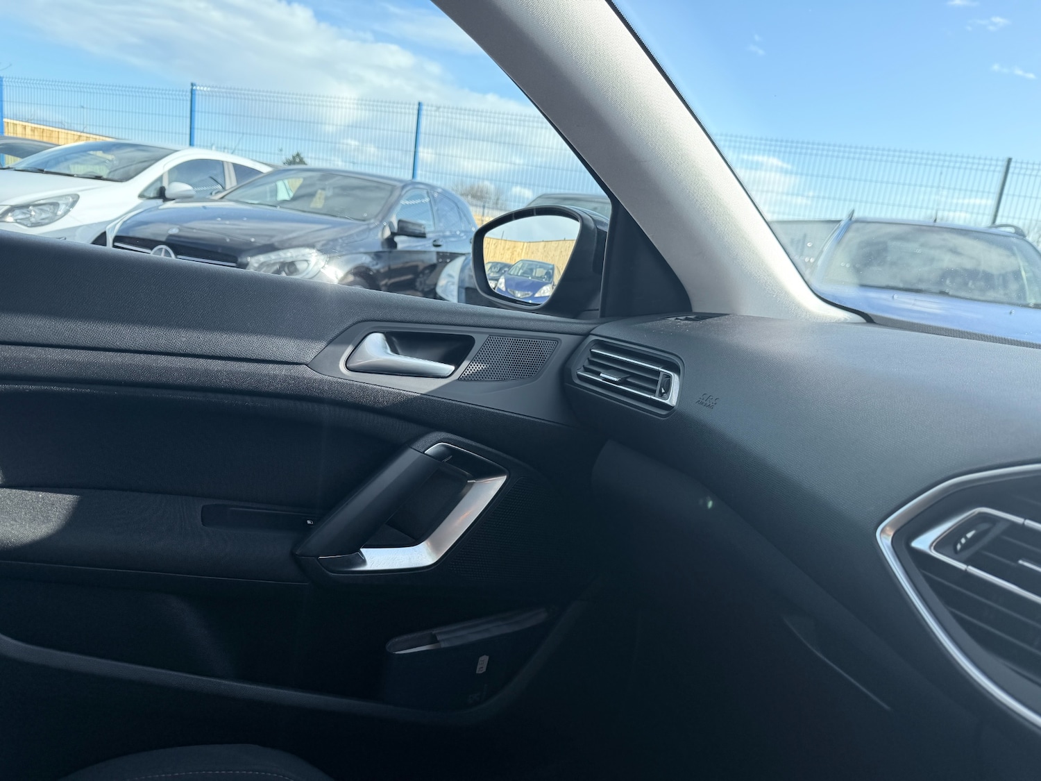 Used Peugeot 308 2016 for sale - 78062555: Photo 16