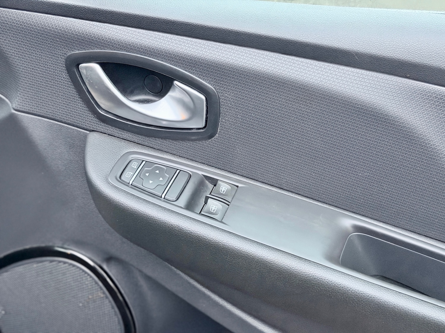 Used Renault Clio 2017 for sale - 77423194: Photo 21