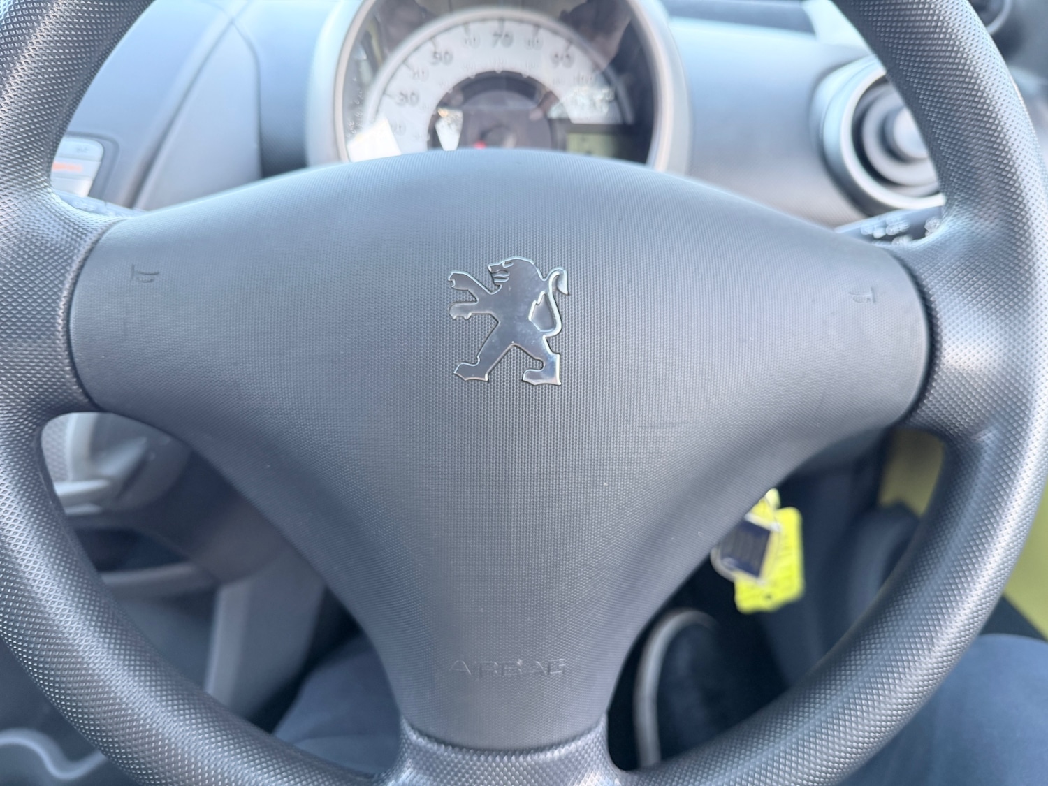 Used Peugeot 107 2009 for sale - 76347320: Photo 11