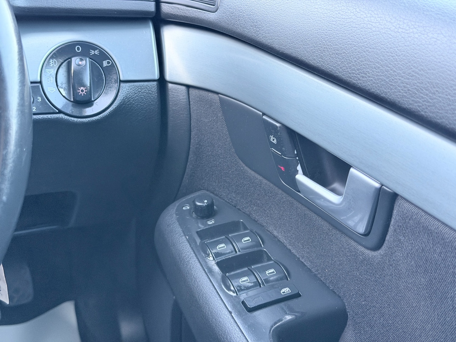 Used Audi A4 2005 for sale - 77921774: Photo 17