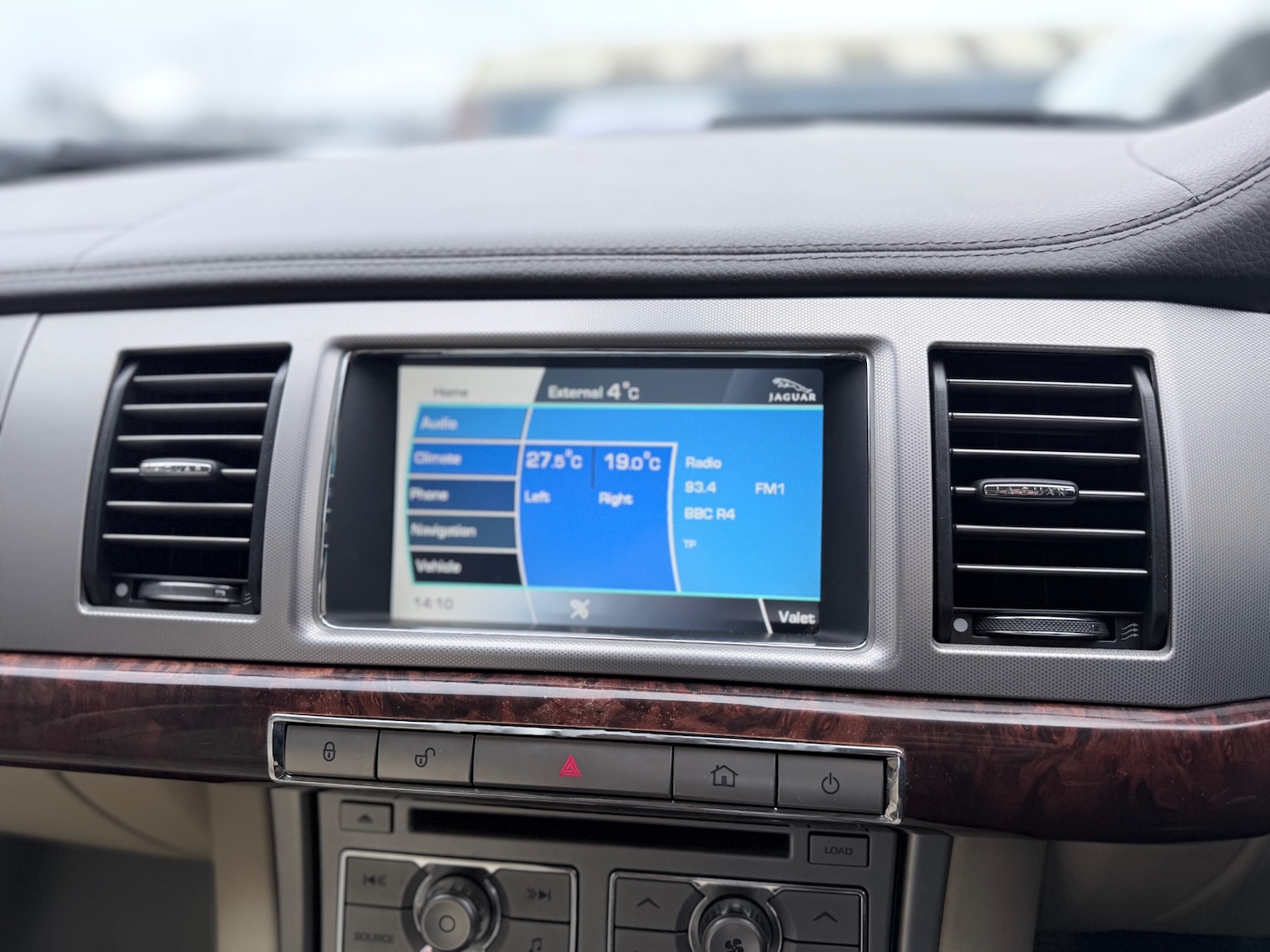 Used Jaguar XF 2010 for sale - 77365587: Photo 11