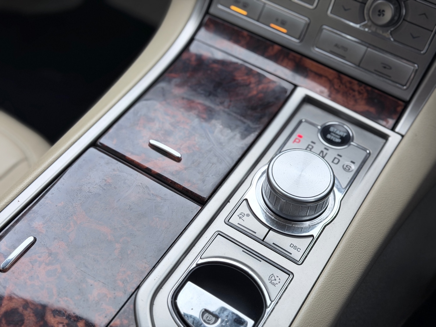 Used Jaguar XF 2010 for sale - 77365587: Photo 15