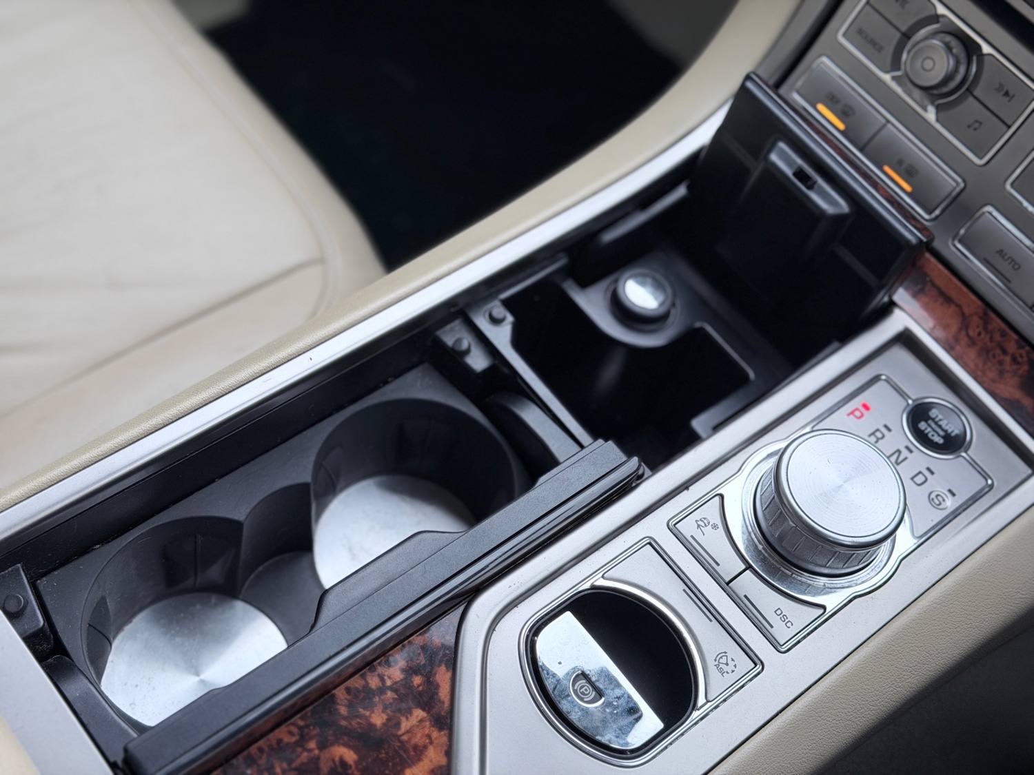 Used Jaguar XF 2010 for sale - 77365587: Photo 16