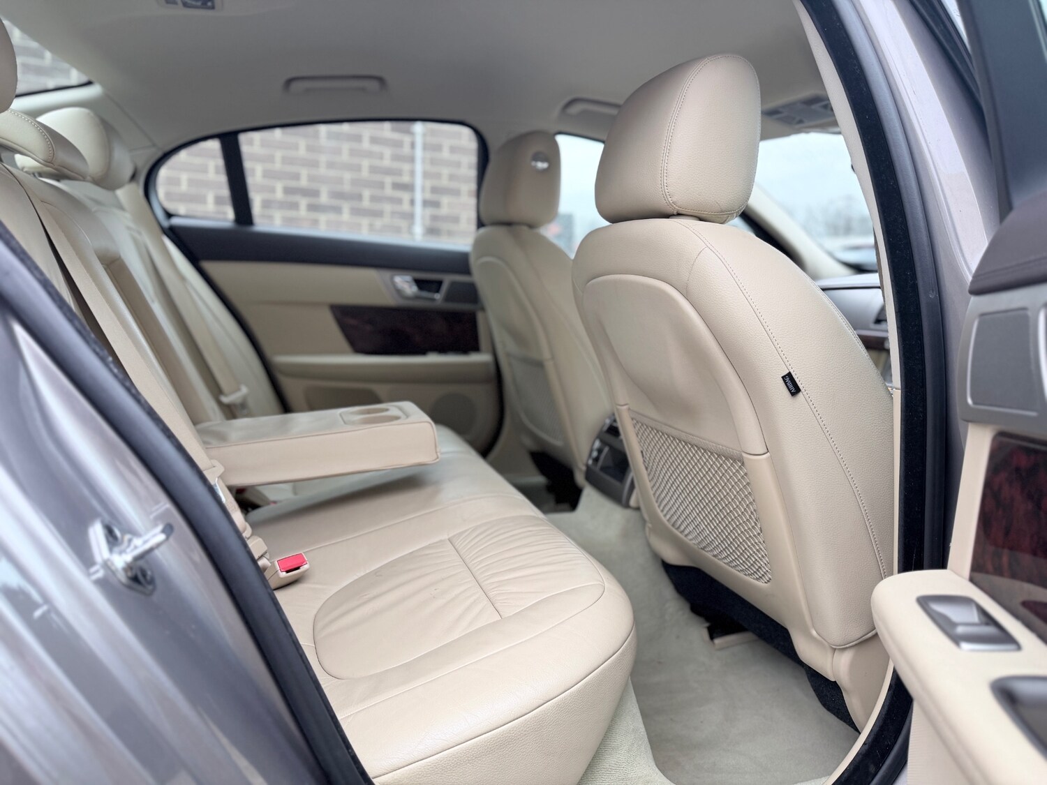 Used Jaguar XF 2010 for sale - 77365587: Photo 23