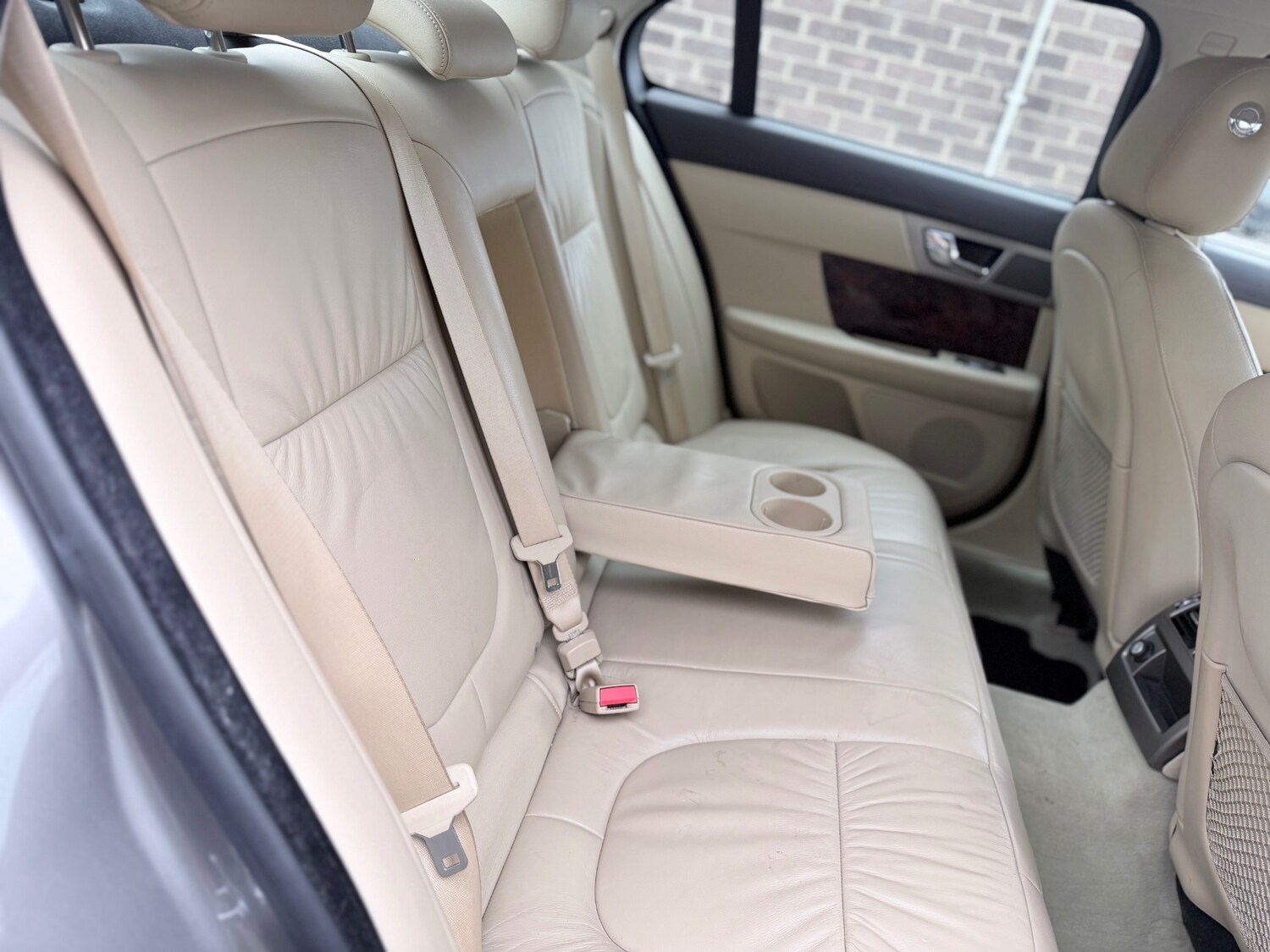 Used Jaguar XF 2010 for sale - 77365587: Photo 24