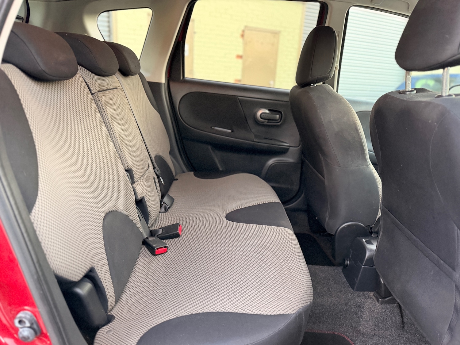 Used Nissan Note 2011 for sale - 76281809: Photo 15