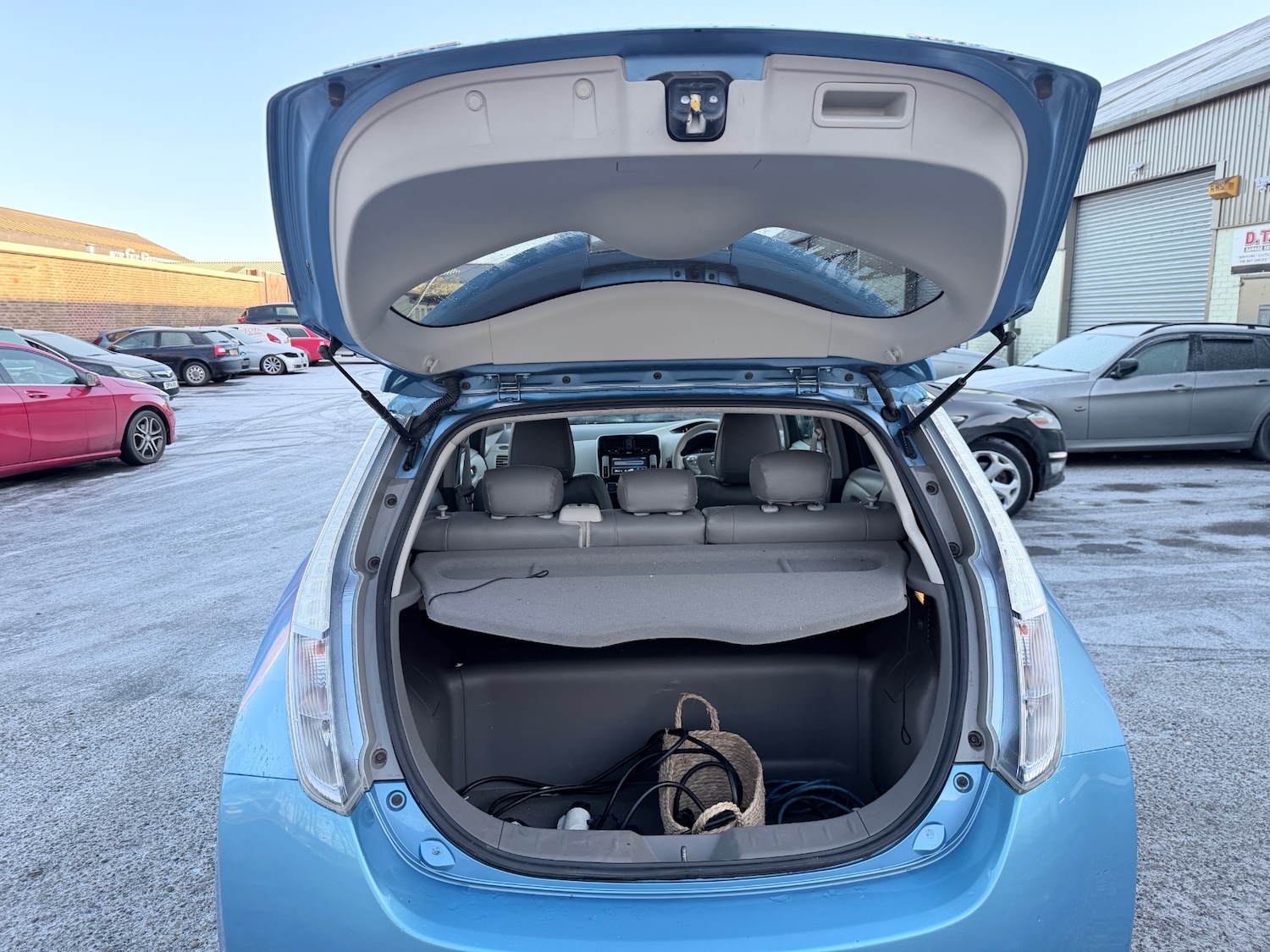 Used Nissan Leaf 2011 for sale - 77166246: Photo 33