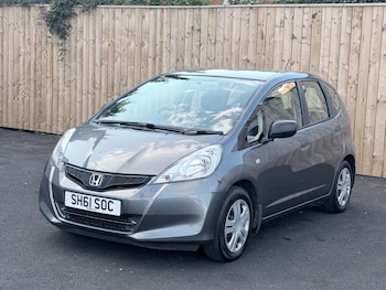 Used Honda Jazz 2011 for sale - 79180669: Photo