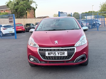 Used Peugeot 208 2015 for sale - 78755446: Photo