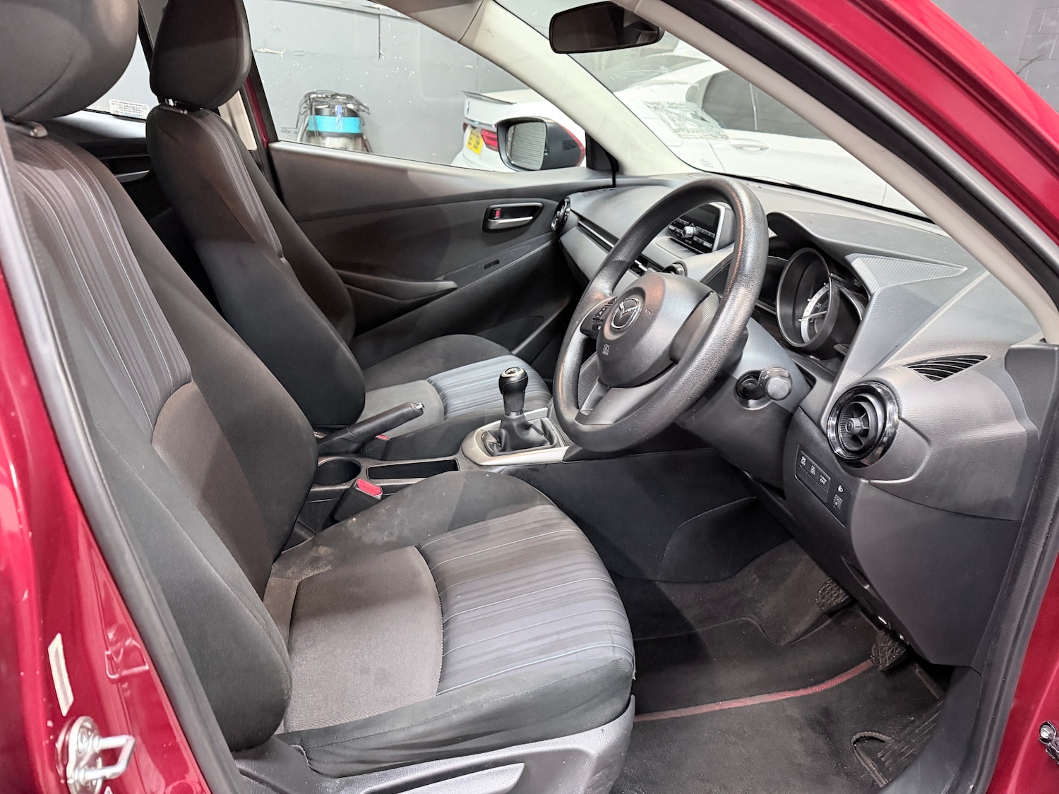 Used Mazda Mazda2 2016 for sale - 77154198: Photo 10